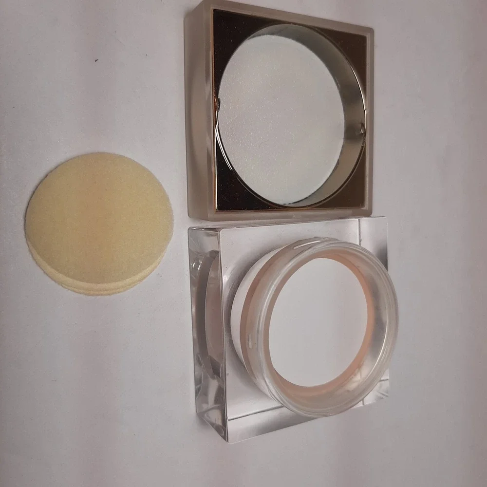 Estee Lauder So Ingenious Multi-Dimension Loose Powder 02 Light Medium .11 oz